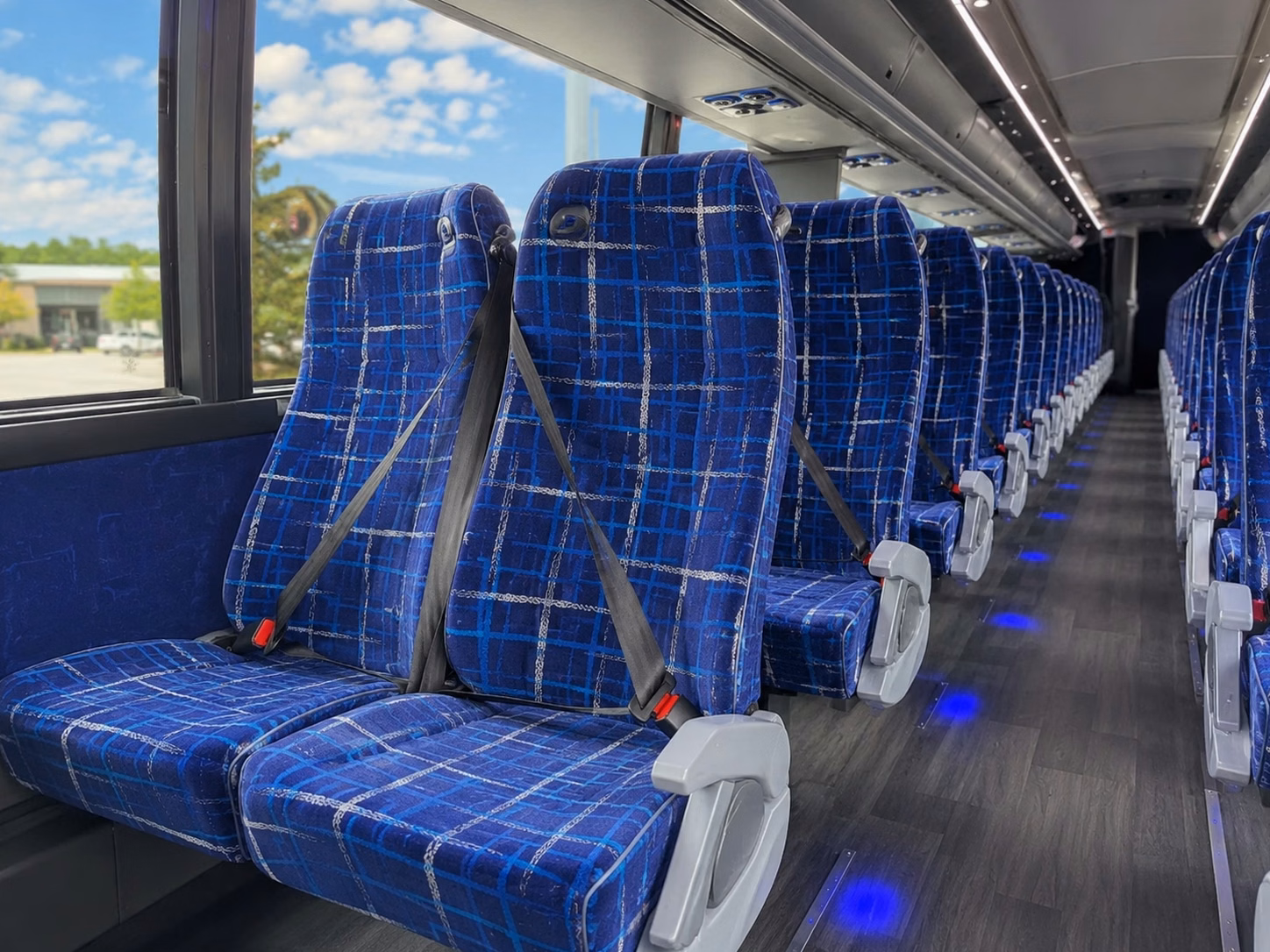 minneapolis charter bus